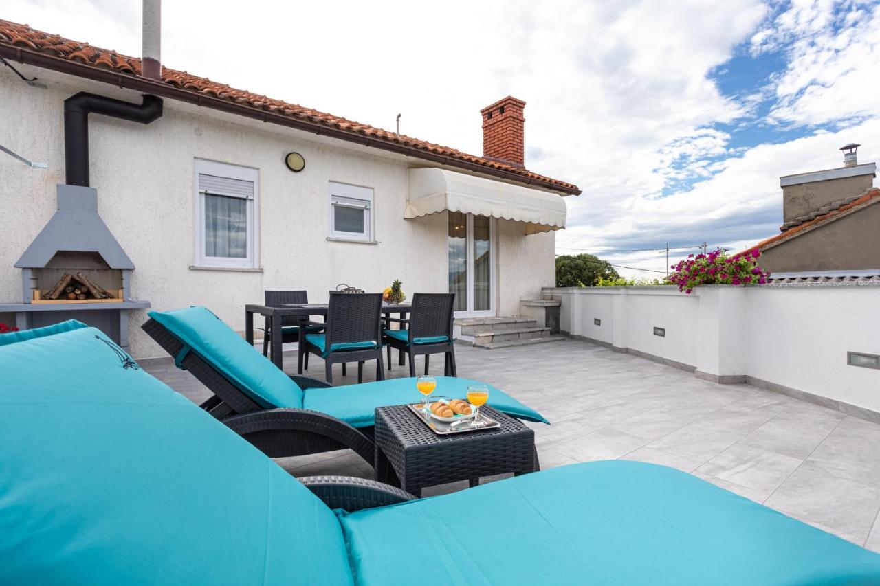 Apartment Ivan Sveti Ivan Dobrinjski Екстериор снимка