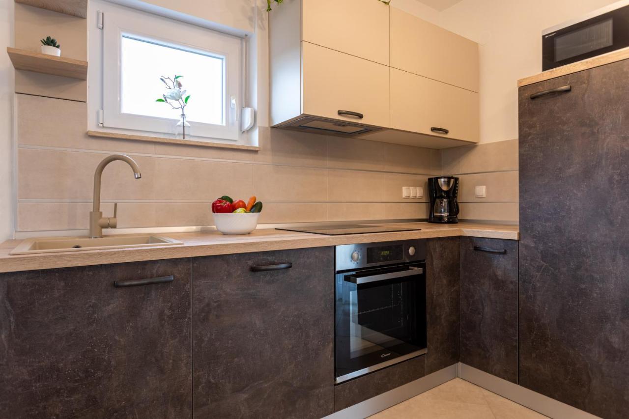 Apartment Ivan Sveti Ivan Dobrinjski Екстериор снимка
