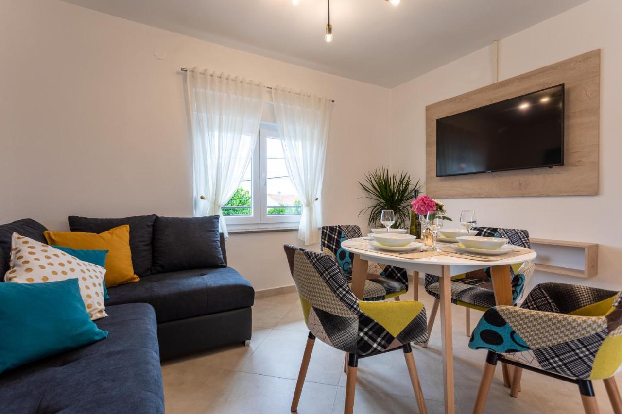 Apartment Ivan Sveti Ivan Dobrinjski Екстериор снимка