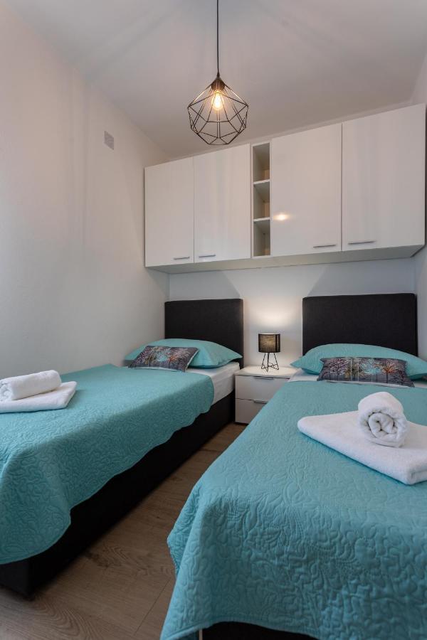 Apartment Ivan Sveti Ivan Dobrinjski Екстериор снимка