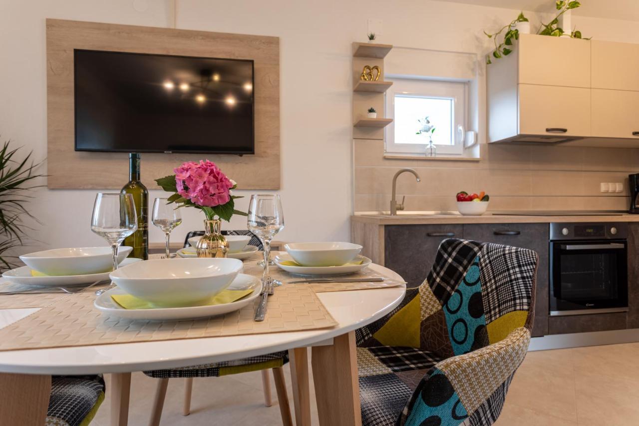 Apartment Ivan Sveti Ivan Dobrinjski Екстериор снимка