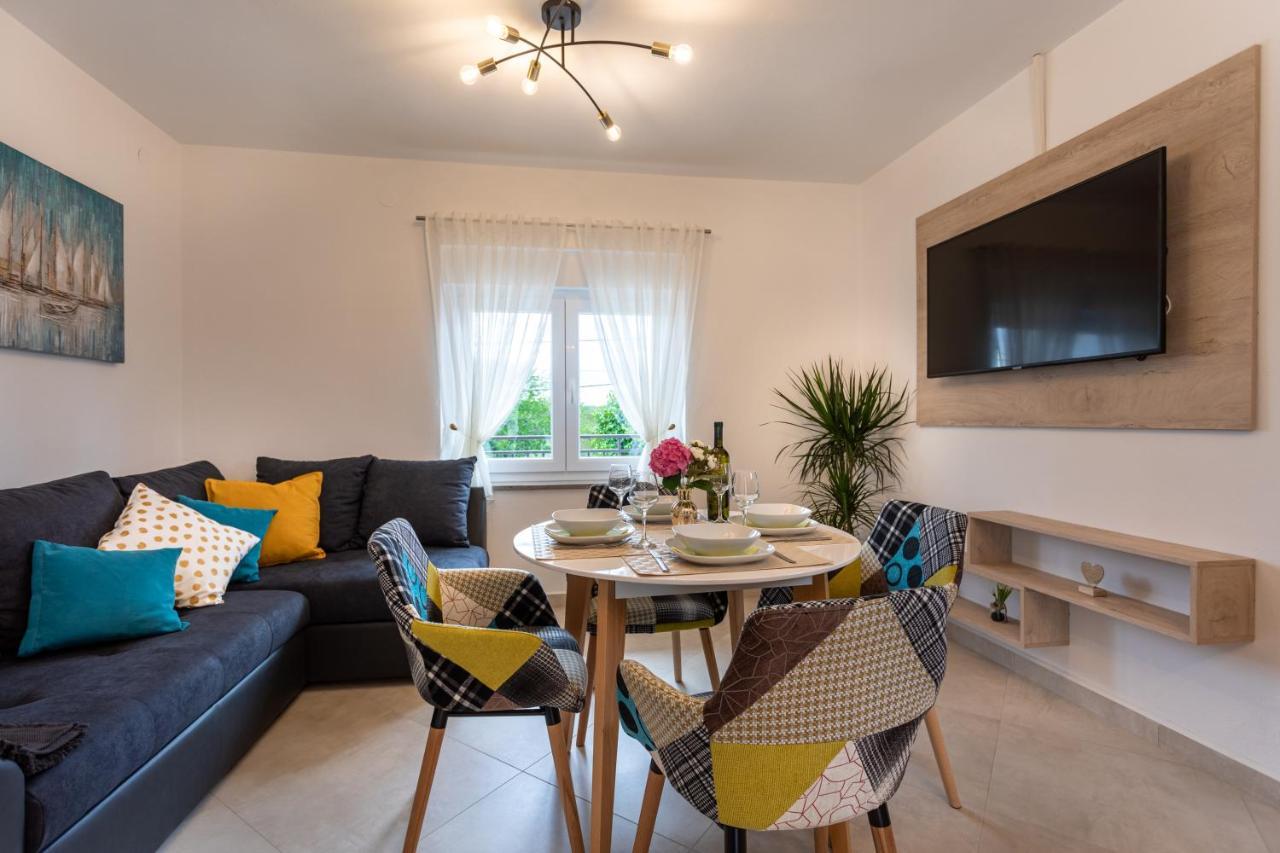 Apartment Ivan Sveti Ivan Dobrinjski Екстериор снимка
