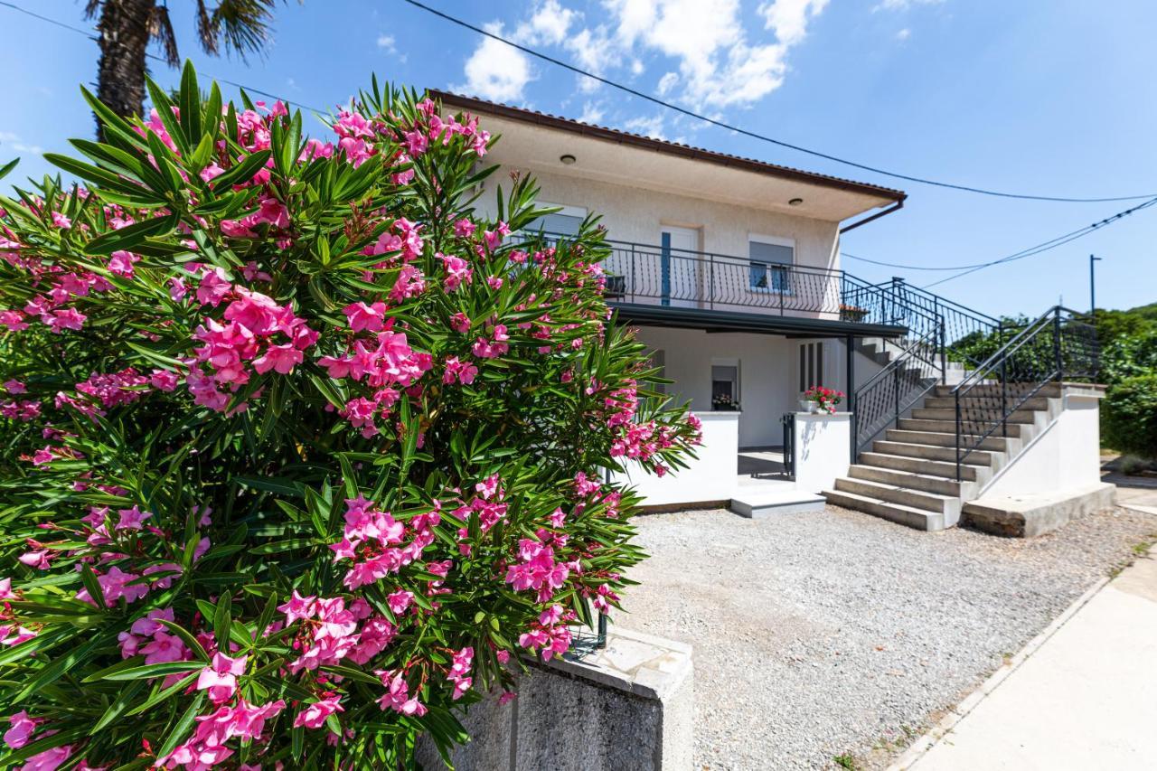 Apartment Ivan Sveti Ivan Dobrinjski Екстериор снимка